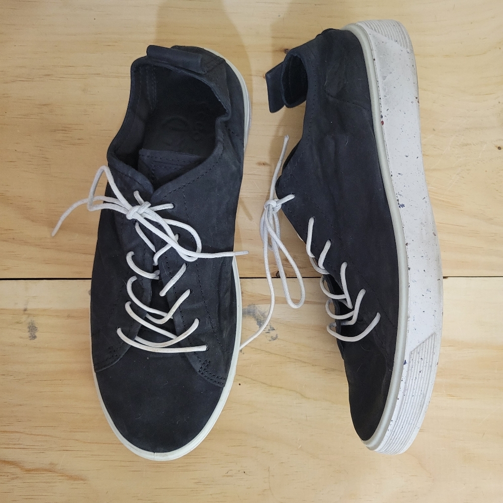 Ecco street tray sneaker black leather 42